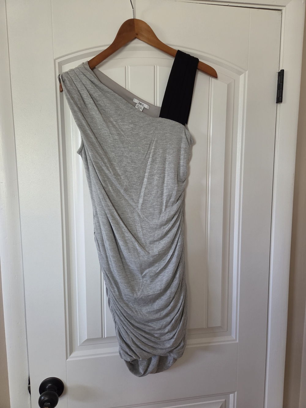 Bar III One-Shoulder Gray Ruched Coctail Dress with Black Strap